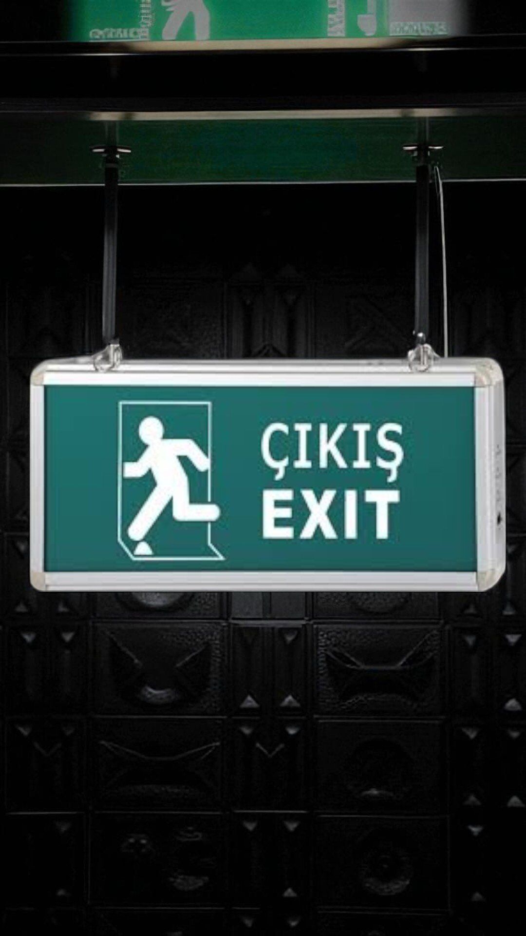 3W EXIT ÇIKIŞ ARMATÜRÜ LEDLİ 3 SAAT AKÜLÜ CT-9166